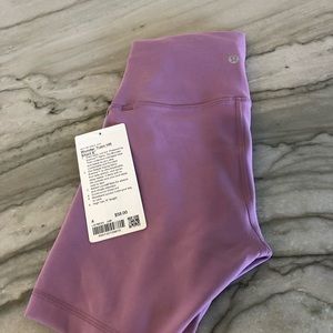 NWT wunder train 6in , size 4 lululemon color: Jubilee